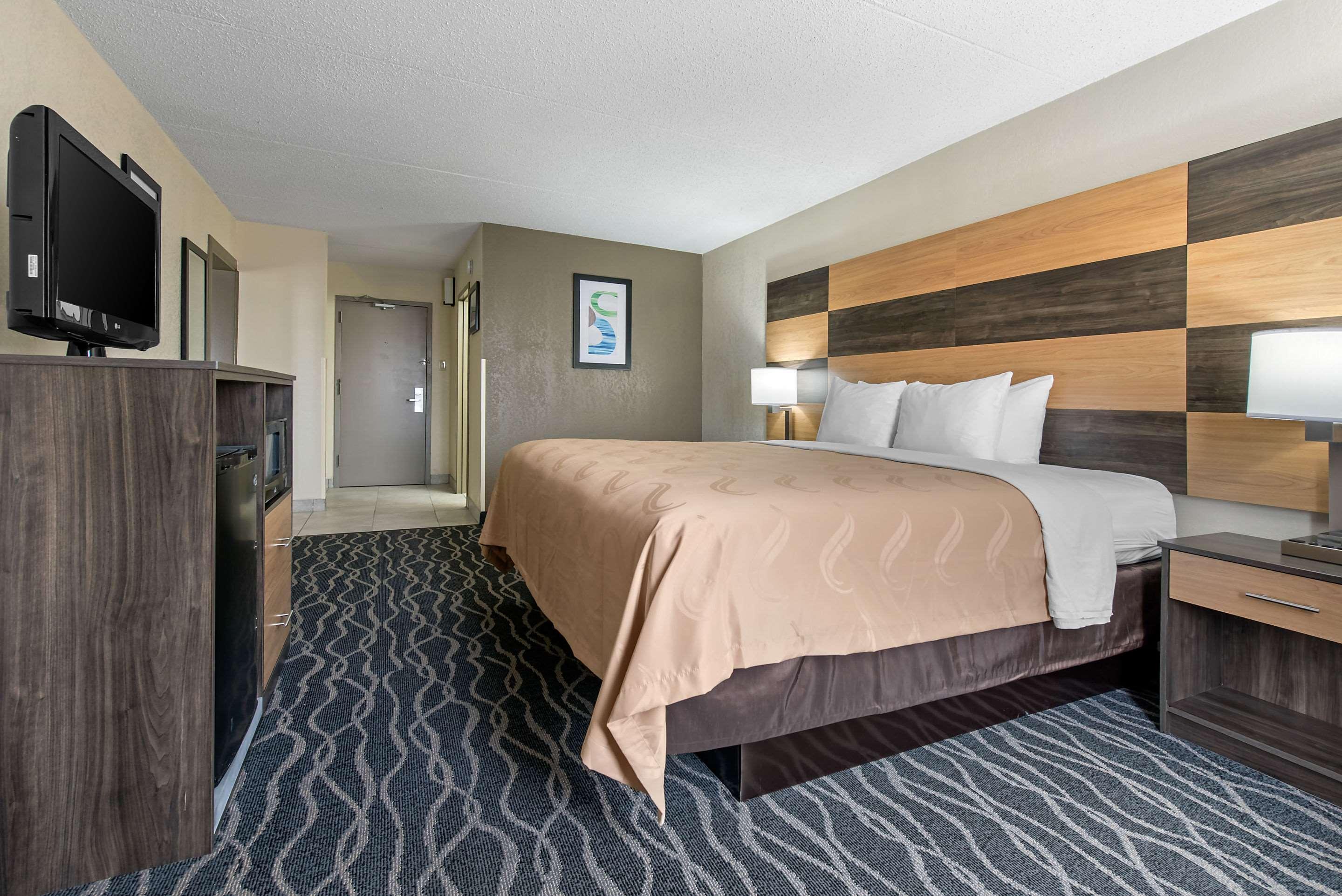 Hotel Quality & I-65